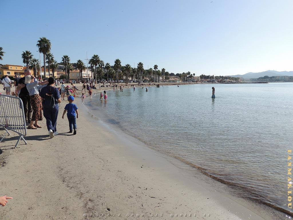 2024 11 02 EN FLANANT SUR SANARY (19).jpg
